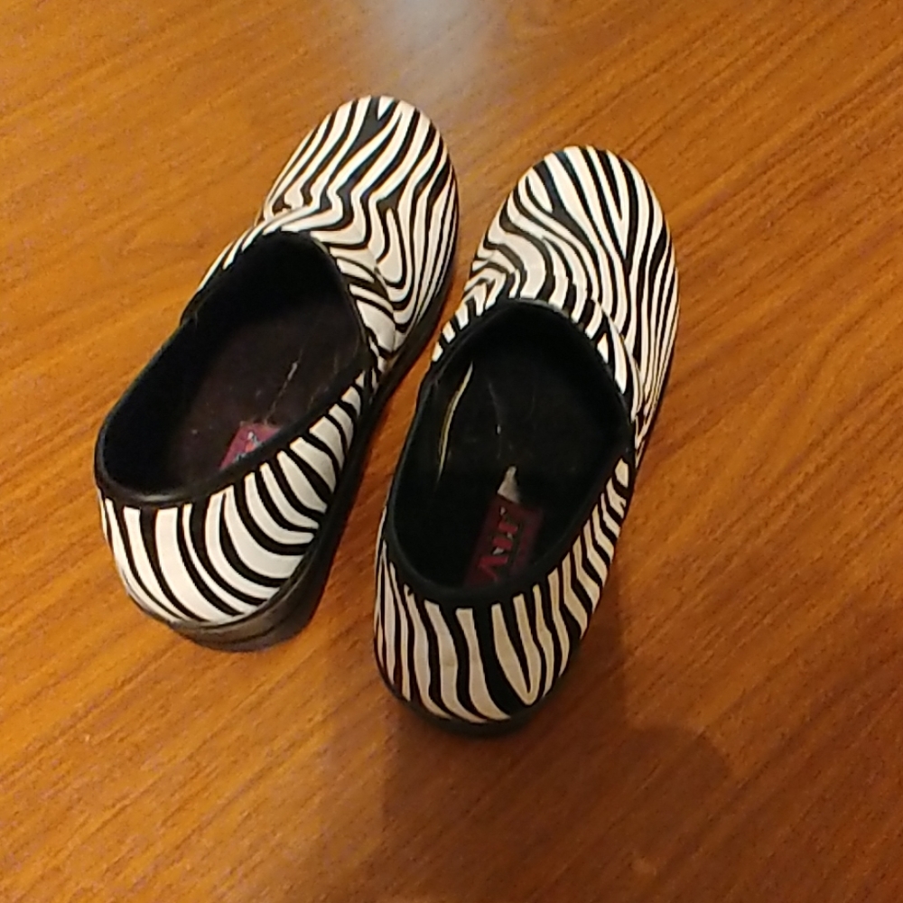 Clogs